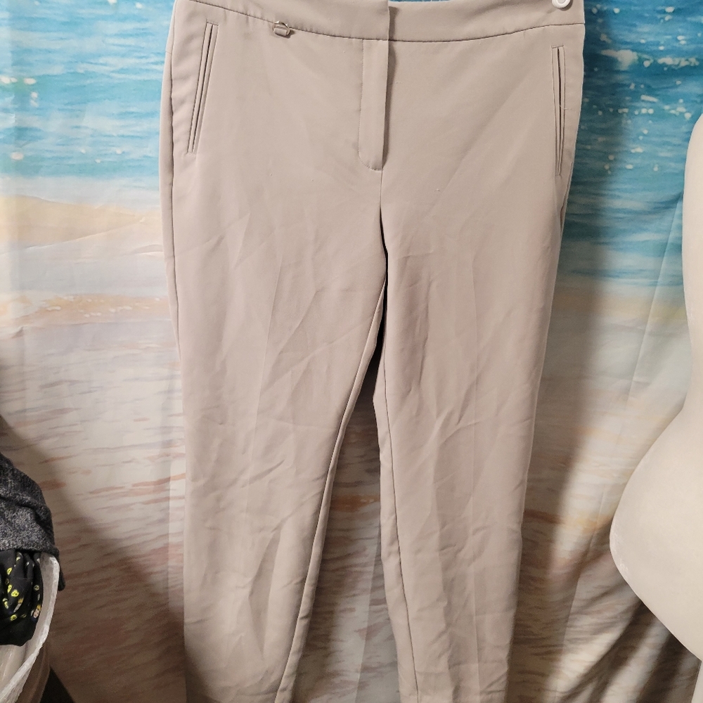 Adrianna Papell Gray Dress Pants Size 10‎